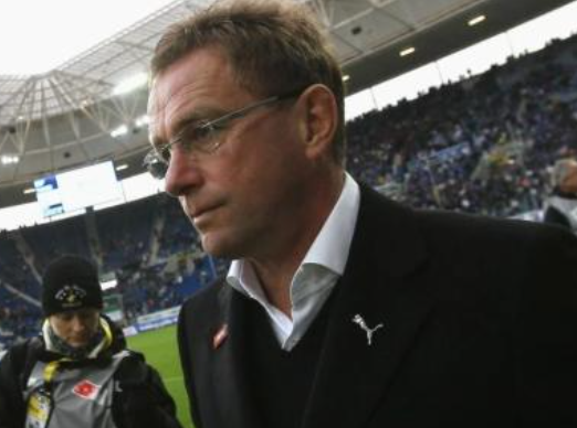 coach-yang-sering-menggunakan-taktik-gegenpressing
