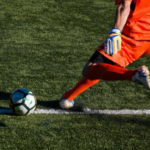 peran-kiper-sebagai-pemimpin-di-lini-pertahanan