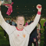 Lee Sharpe Putuskan Kemenangan England di Icons Series